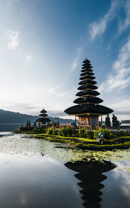 8°S | 115°E - Ulun Danu Beratan - Indonesia